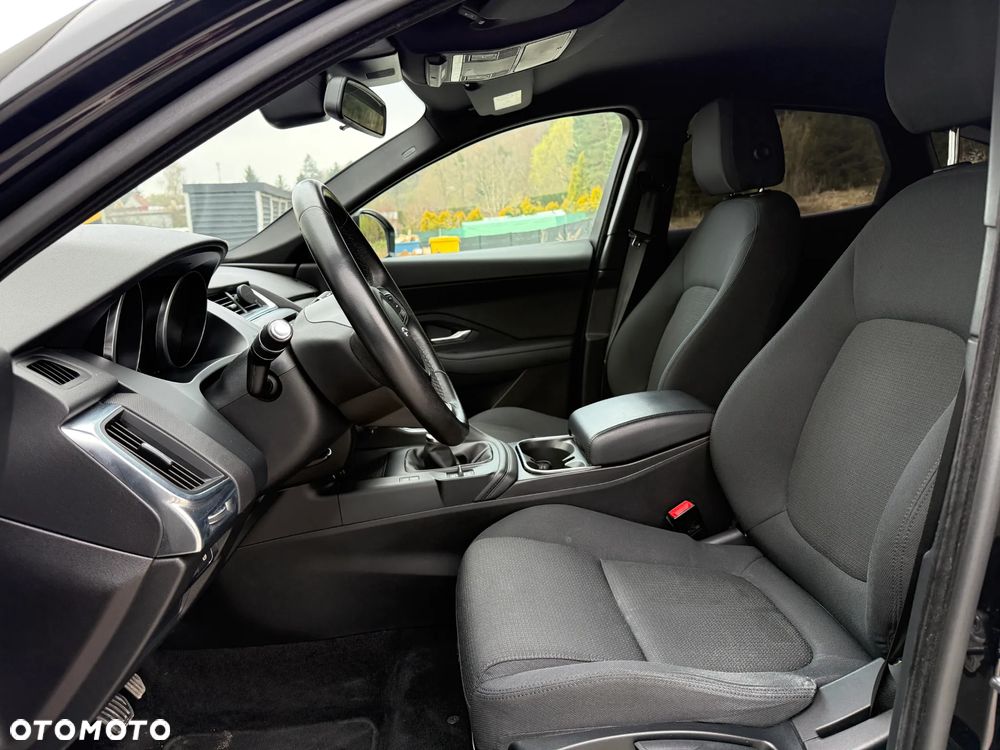 Jaguar E-Pace - 23