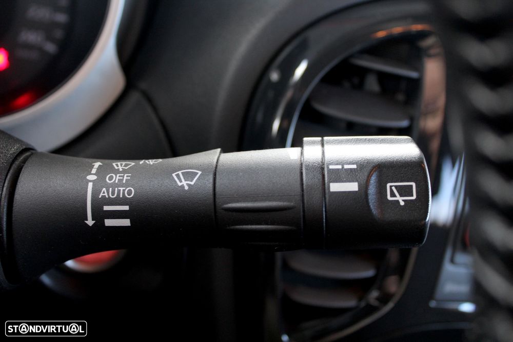 Nissan Juke 1.6 Tekna Sport - 23