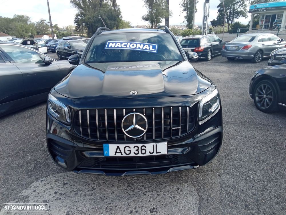 Mercedes-Benz GLB 35 AMG 4Matic — fotografia 4