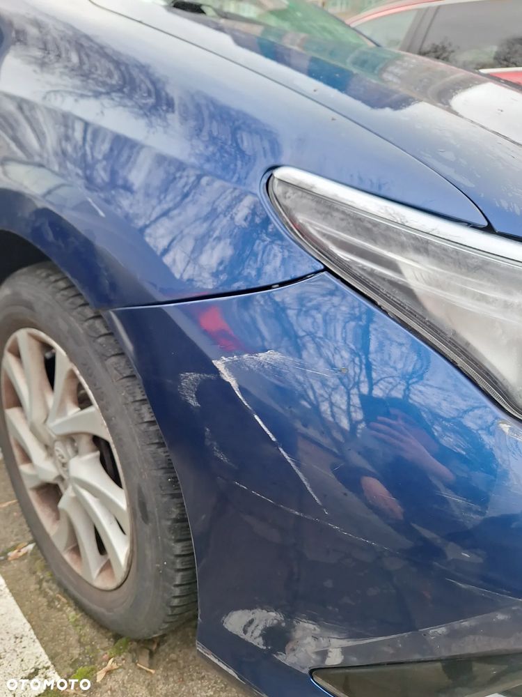 Toyota Auris Hybrid 135 Premium - 8