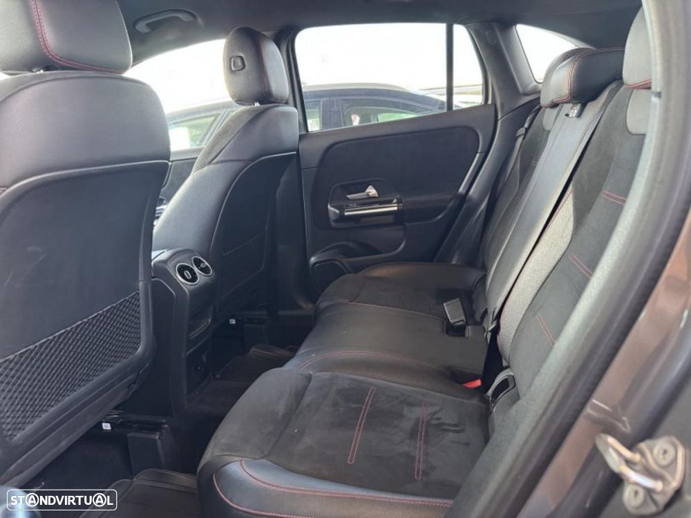 Mercedes-Benz GLA 250 e AMG Line - 30