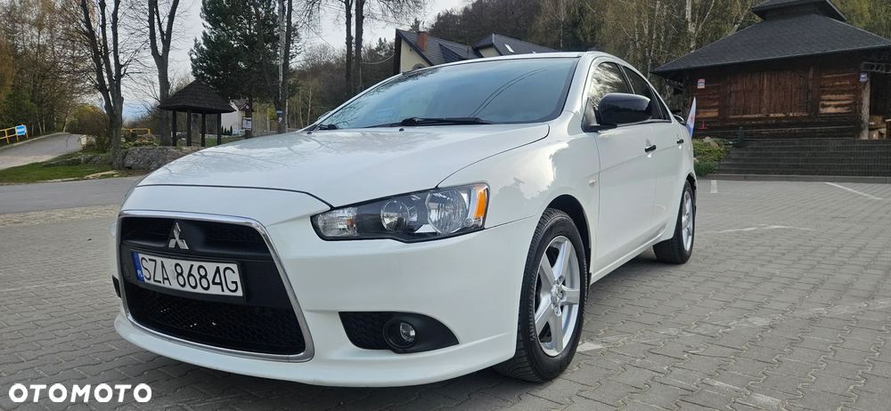 Mitsubishi Lancer 1.6 Inform - 9