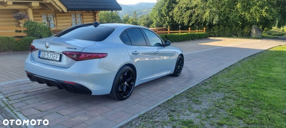 Alfa Romeo Giulia 2.0 Turbo Veloce Q4 - 10