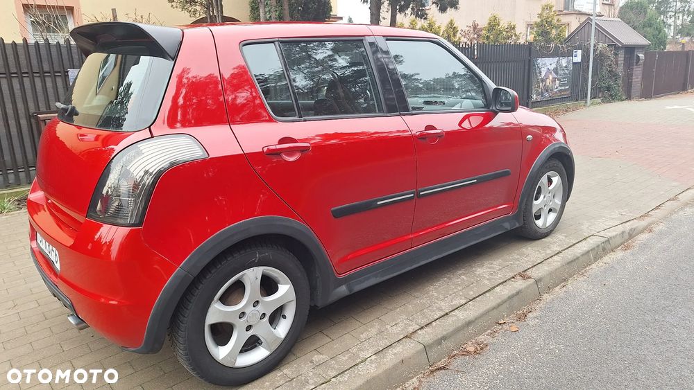 Suzuki Swift 1.3 Limited 25 - 12