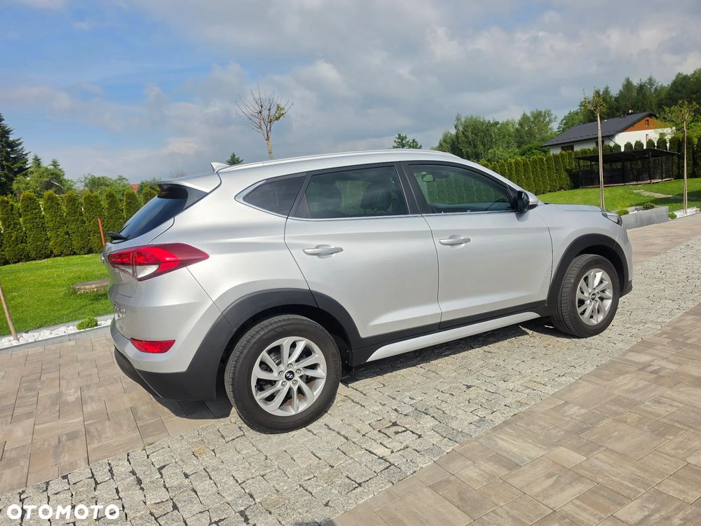 Hyundai Tucson blue 1.6 GDi 2WD Intro Edition - 12