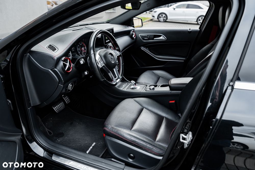 Mercedes-Benz Klasa A 45 AMG 4Matic AMG Speedshift 7G-DCT - 18