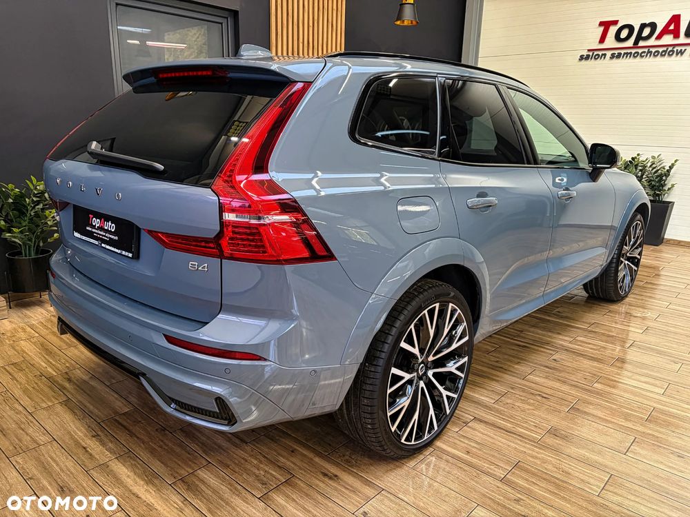 Volvo XC 60 B4 D Essential - 8