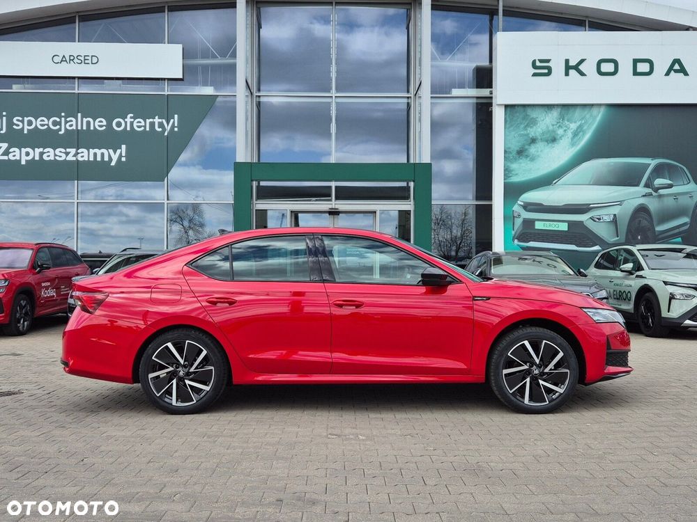 Skoda Octavia 1.5 TSI mHEV Sportline DSG - 5