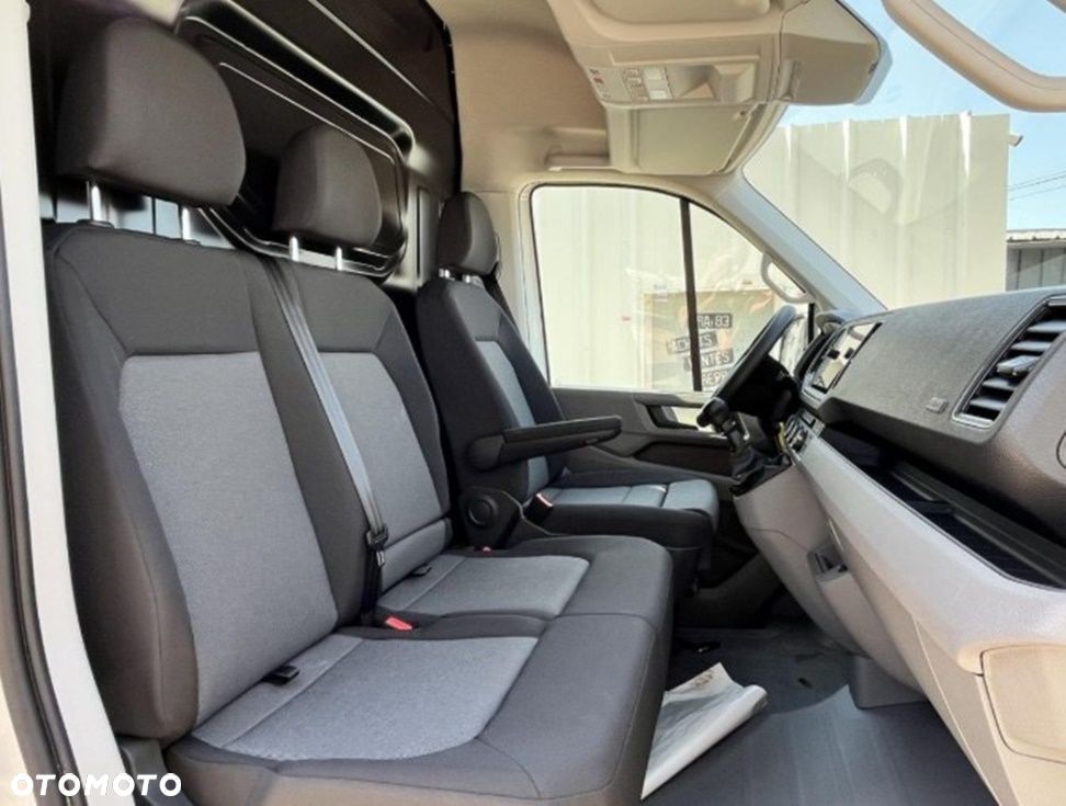 Volkswagen CRAFTER - 8