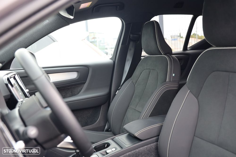 Volvo XC 40 2.0 B3 Core - 8