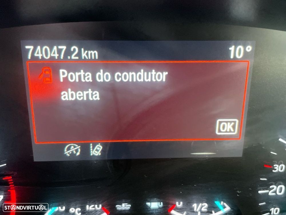 Ford Focus 1.0 EcoBoost MHEV ST-Line - 3