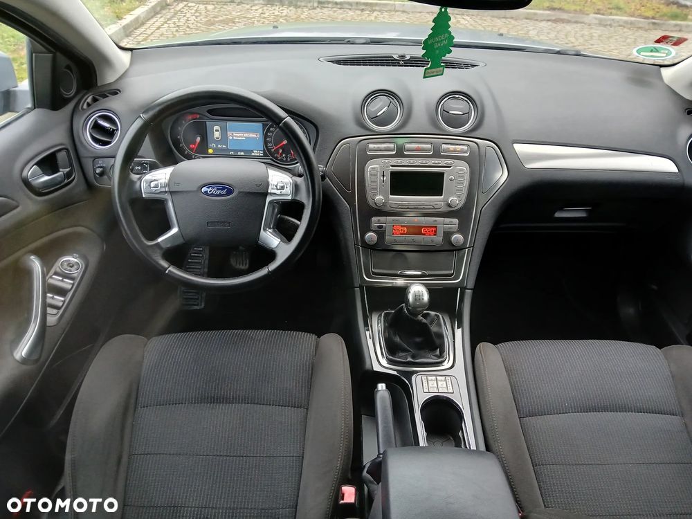 Ford Mondeo 2.0 Viva Titanium - 25