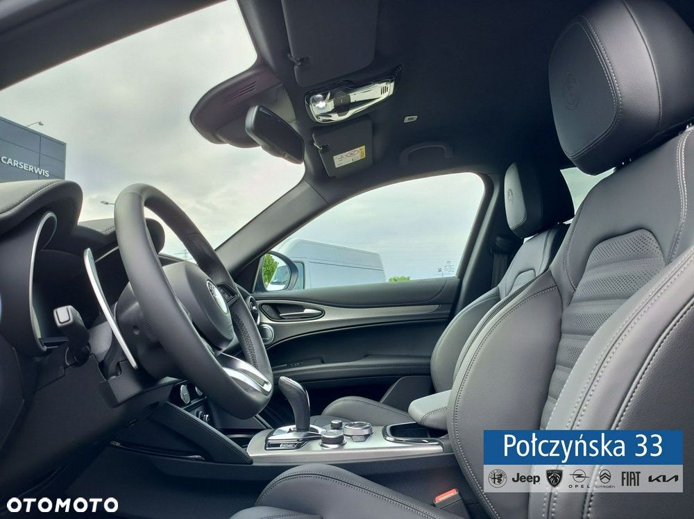Alfa Romeo Stelvio - 23