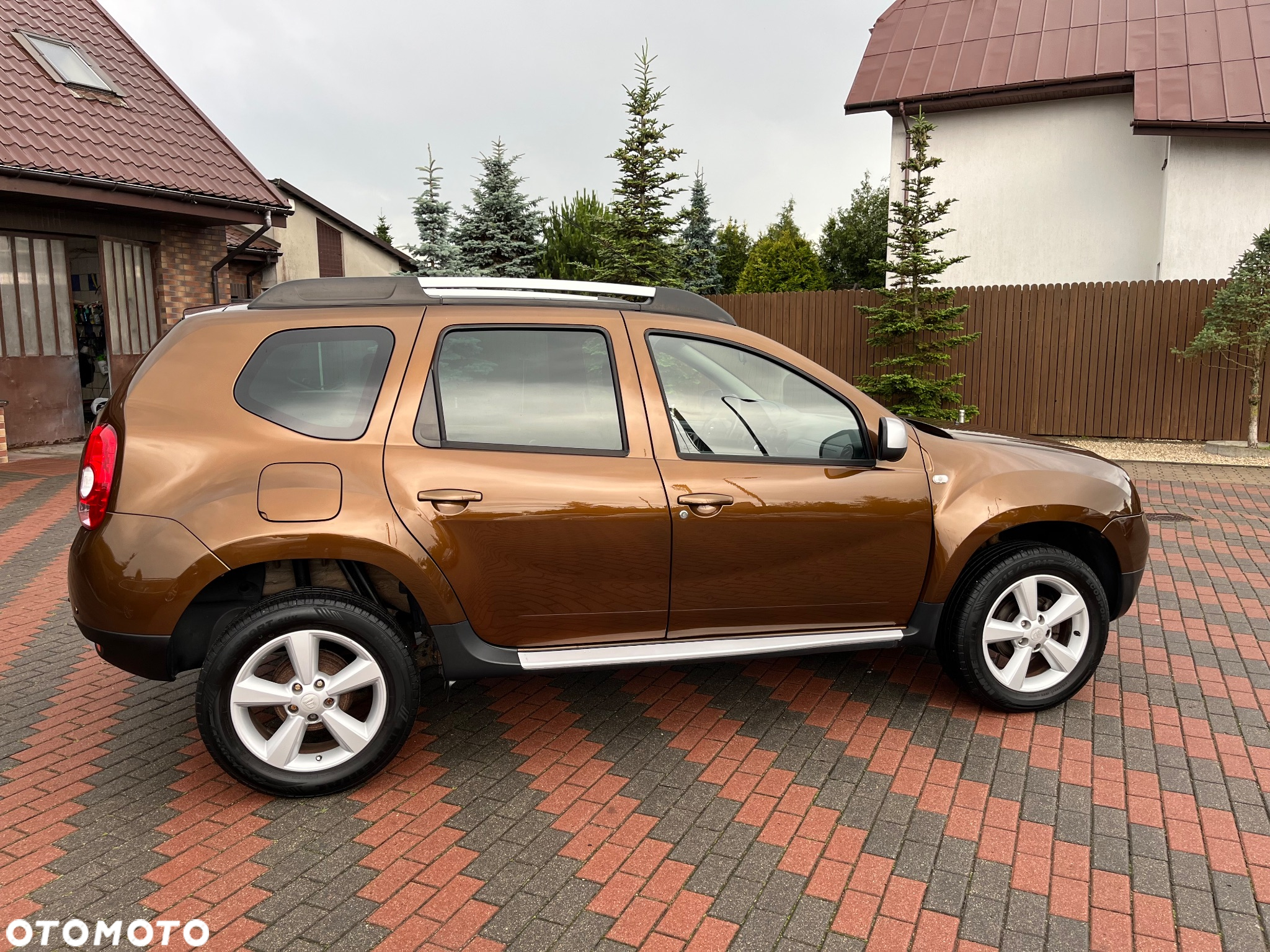 Dacia Duster 1.6 Laureate - 13