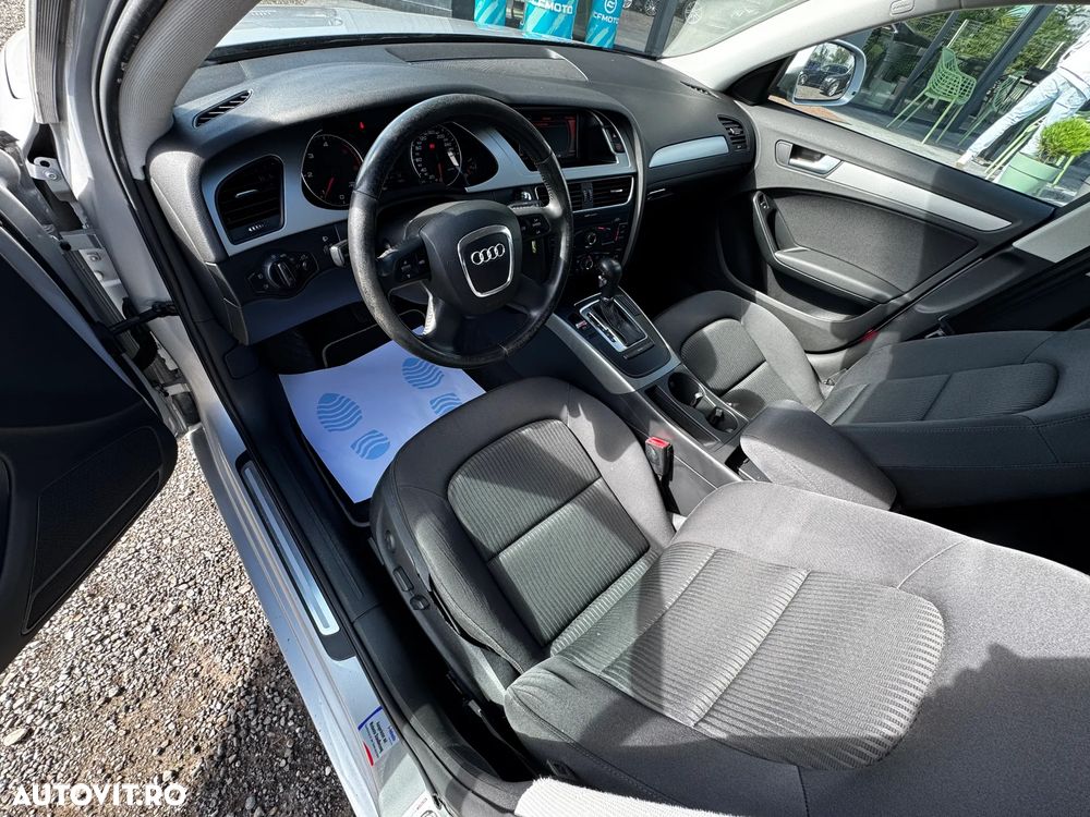 Audi A4 2.0 TDI Multitronic Avant - 12