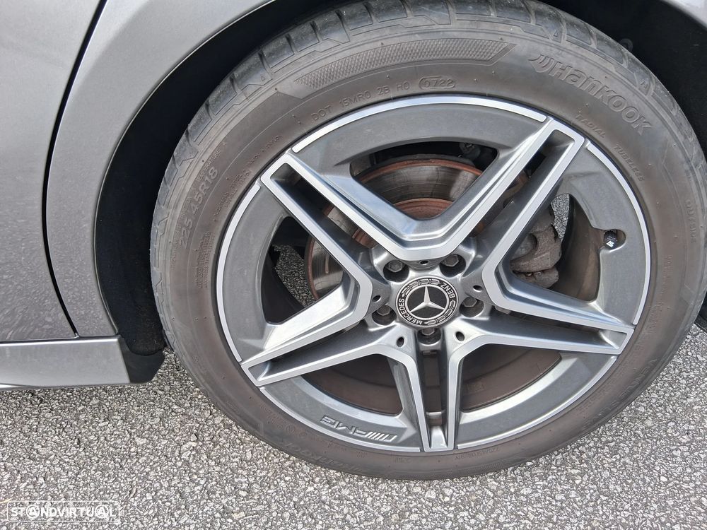 Mercedes-Benz A 200 AMG Line - 5