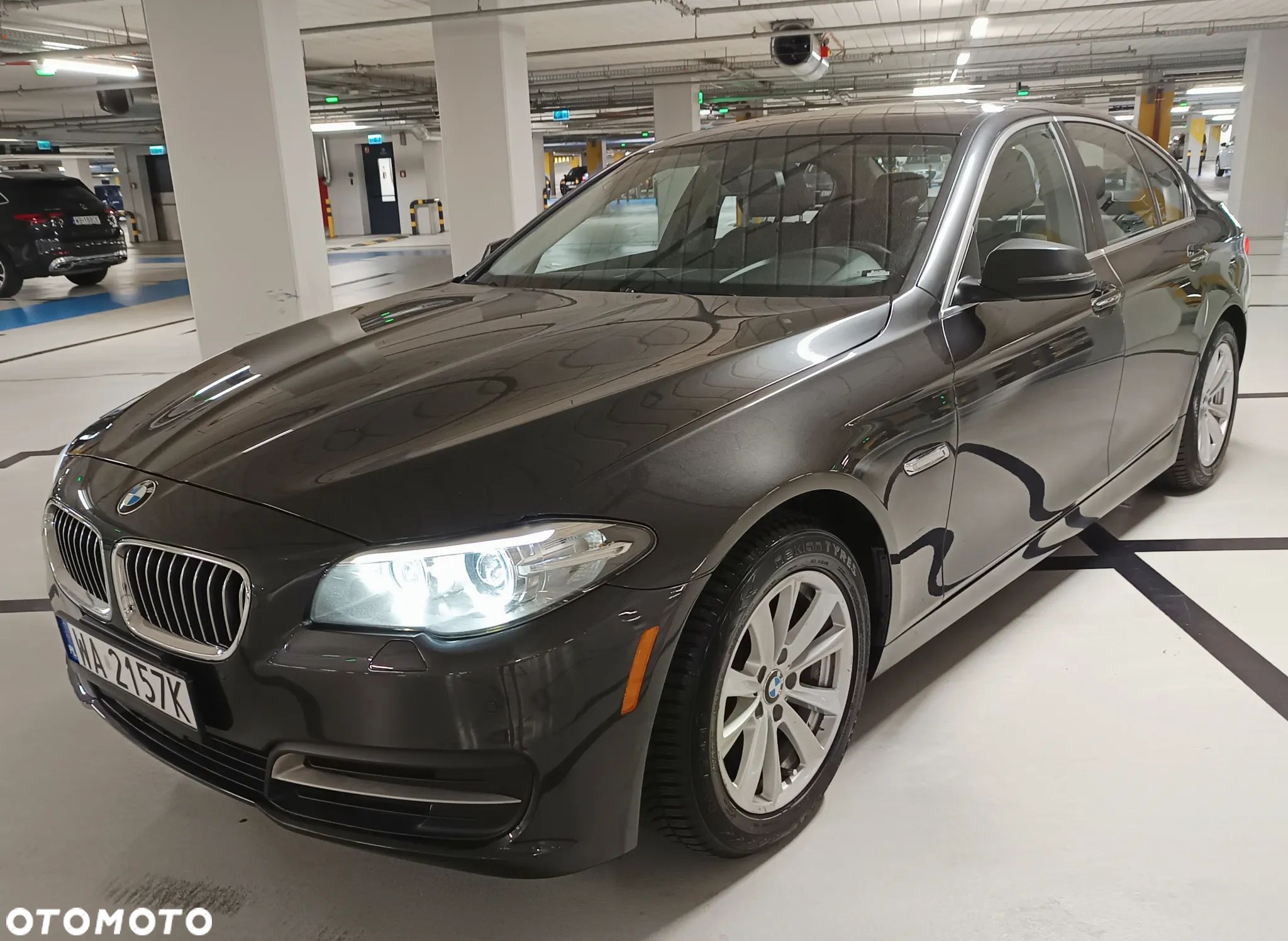 BMW Seria 5 528i xDrive - 1