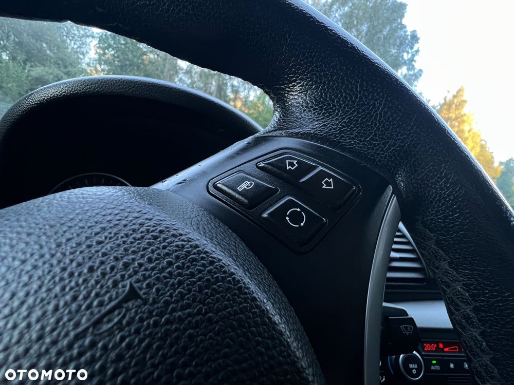 BMW Seria 1 - 18