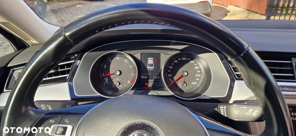 Volkswagen Passat 1.8 TSI BMT Comfortline - 5