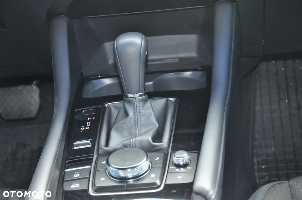 Mazda 3 e-SKYACTIV-X 186 M HYBRID HOMURA PLUS - 29
