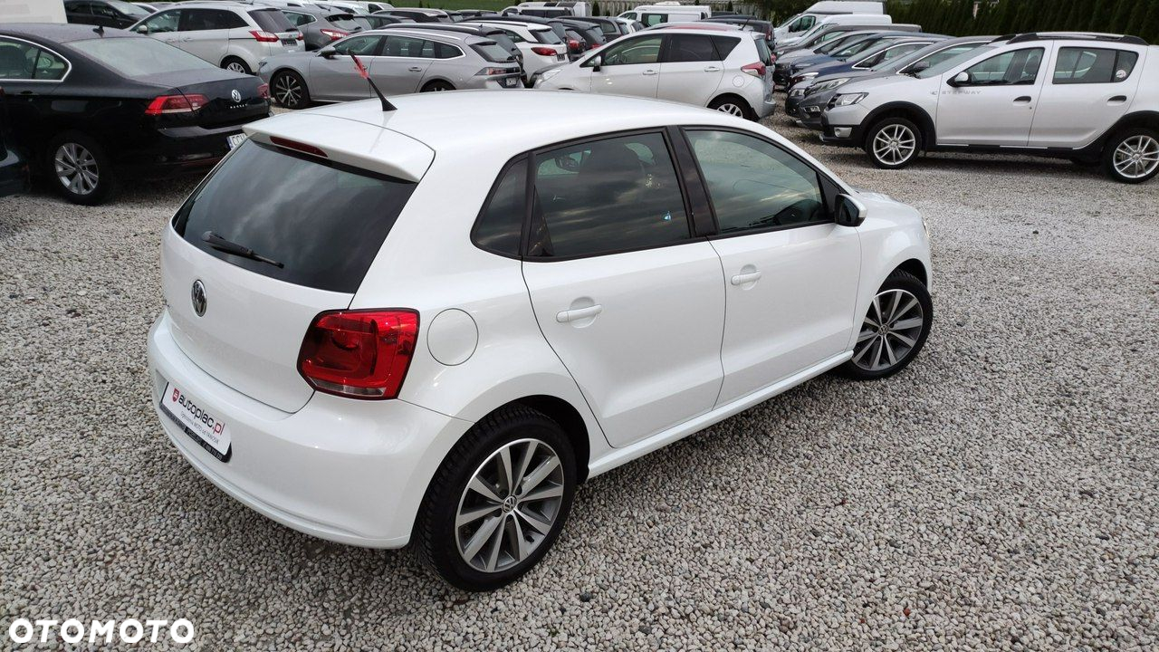 Volkswagen Polo - 17