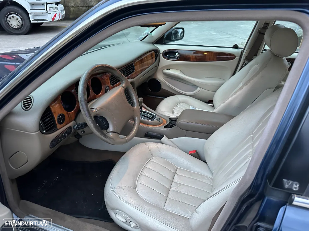 JAGUAR XJ8 3.2 V8 EXUCUTIVE DE 1998 PARA PEÇAS - 5