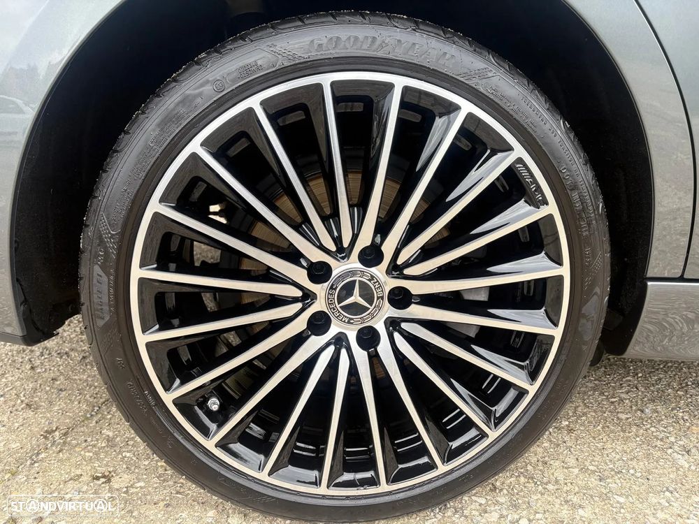 Mercedes-Benz C 300 d AMG Line - 32