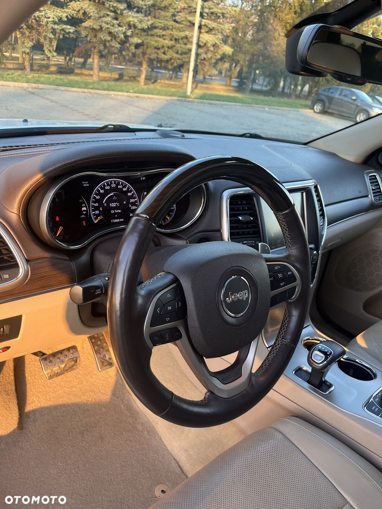 Jeep Grand Cherokee 5.7 V8 HEMI Overland - 12