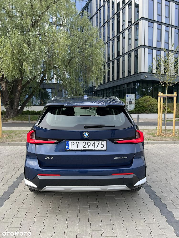 BMW X1 sDrive18i xLine - 4