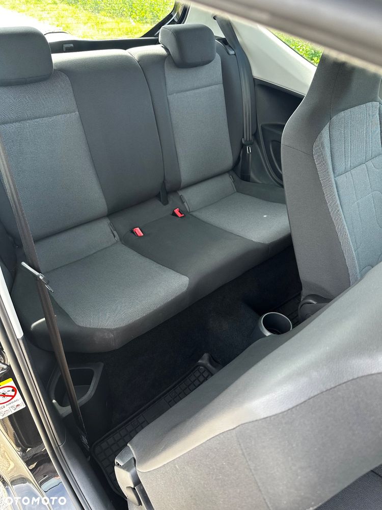 Volkswagen up! move - 8