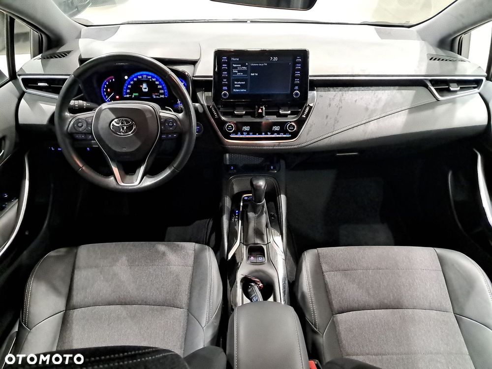 Toyota Corolla 2.0 Hybrid Comfort - 12