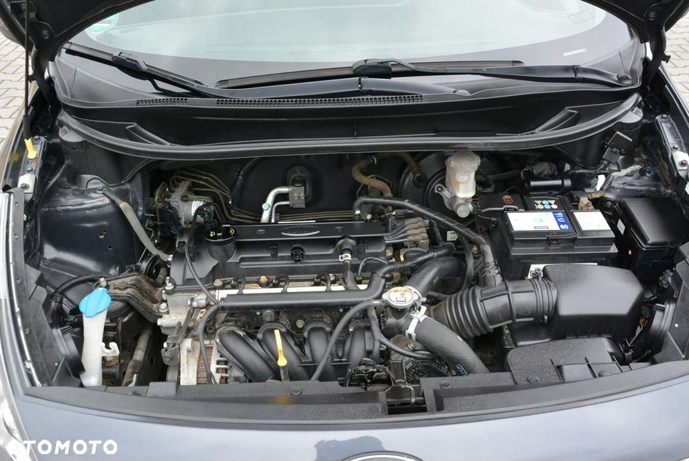 Kia Rio 1.2 XL Business Line - 29