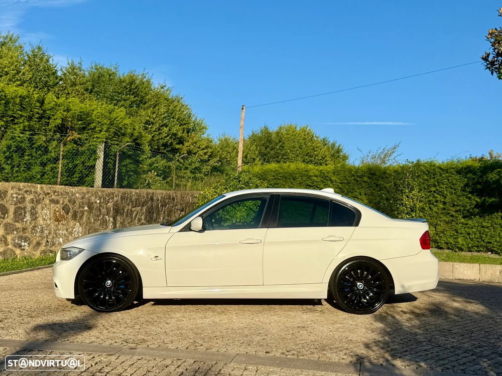 BMW 318 d Edition M Sport Shadow - 12