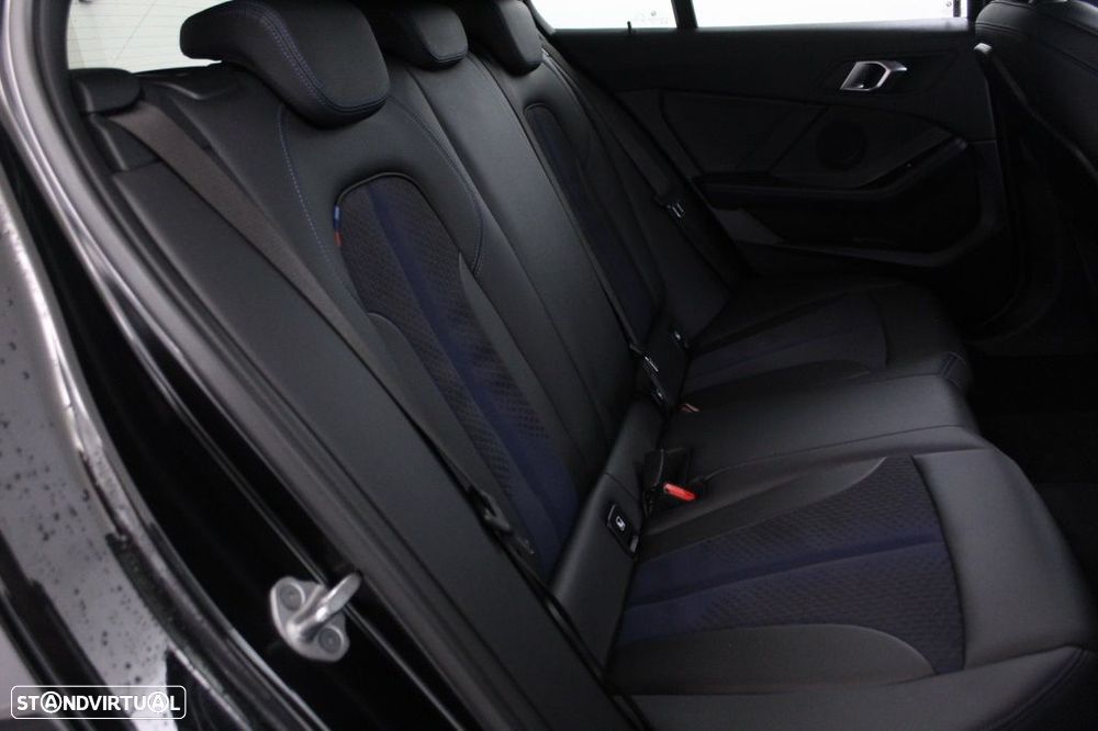 BMW 116 d Pack Desportivo M Auto - 15