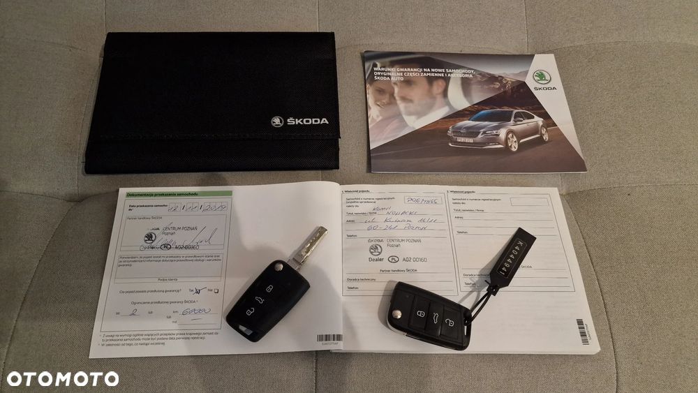 Skoda RAPID Spb 1.0 TSI Style - 19