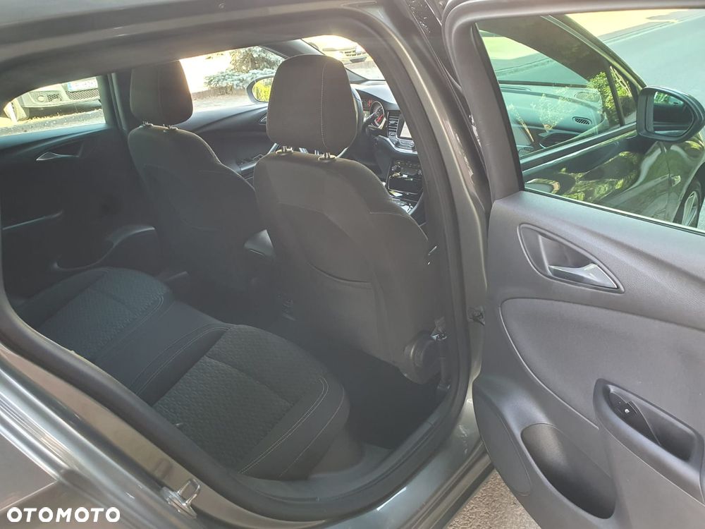 Opel Astra 1.4 Turbo Innovation - 17