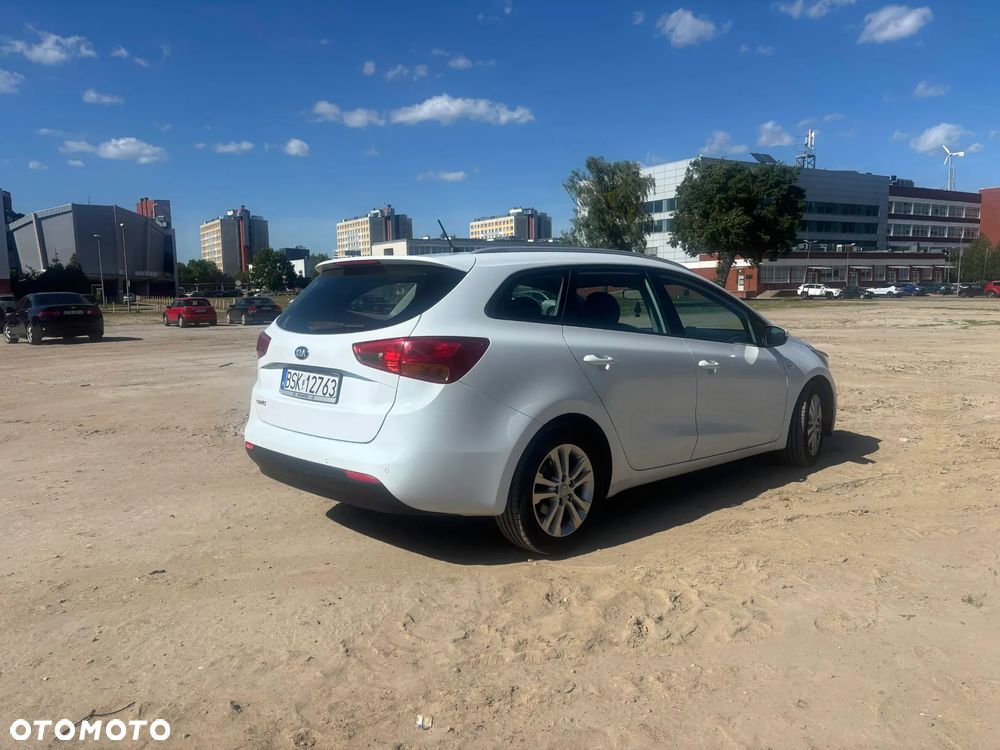Kia Ceed 1.4 CVVT - 4