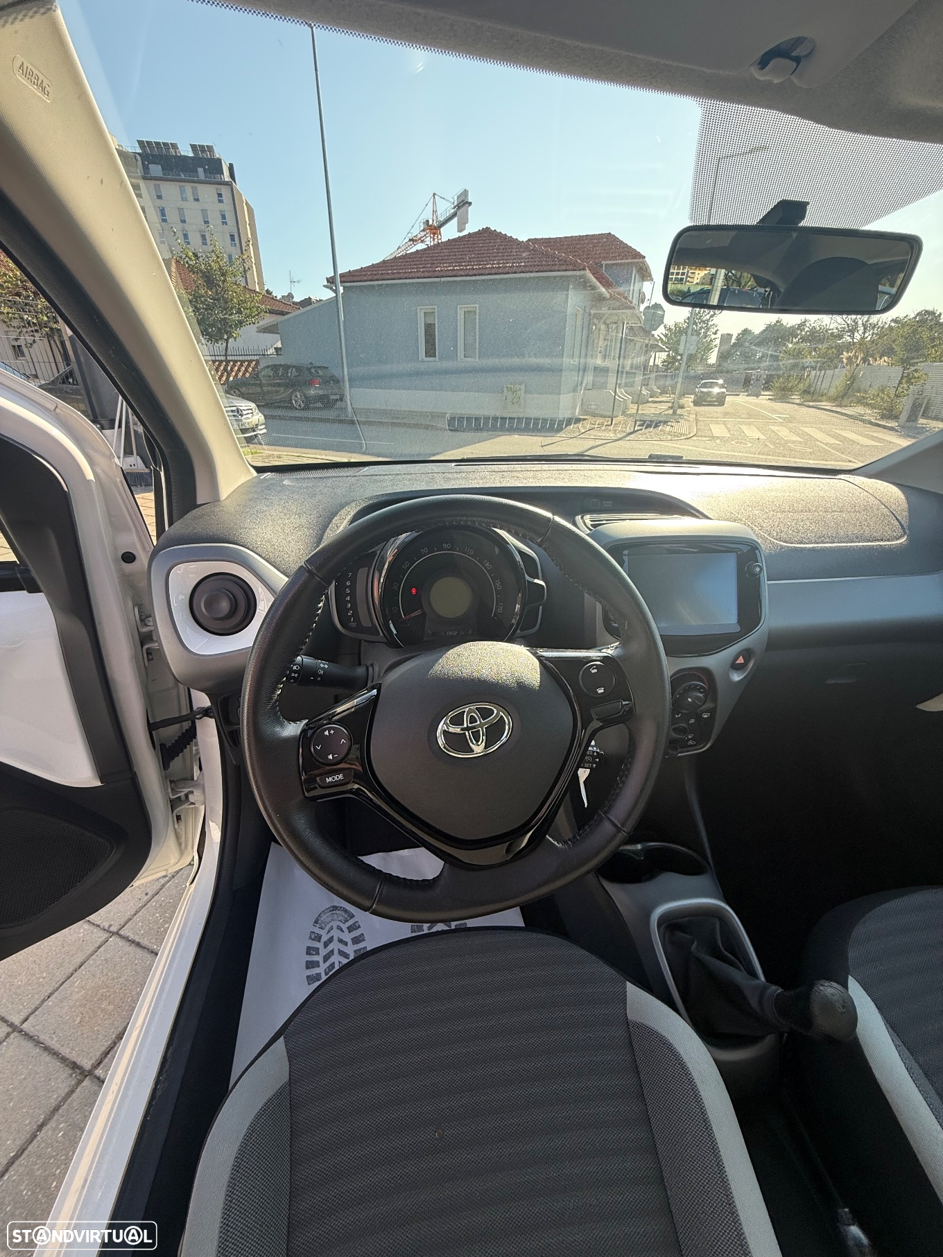 Toyota Aygo 1.0 X-Play+X-Touch - 12