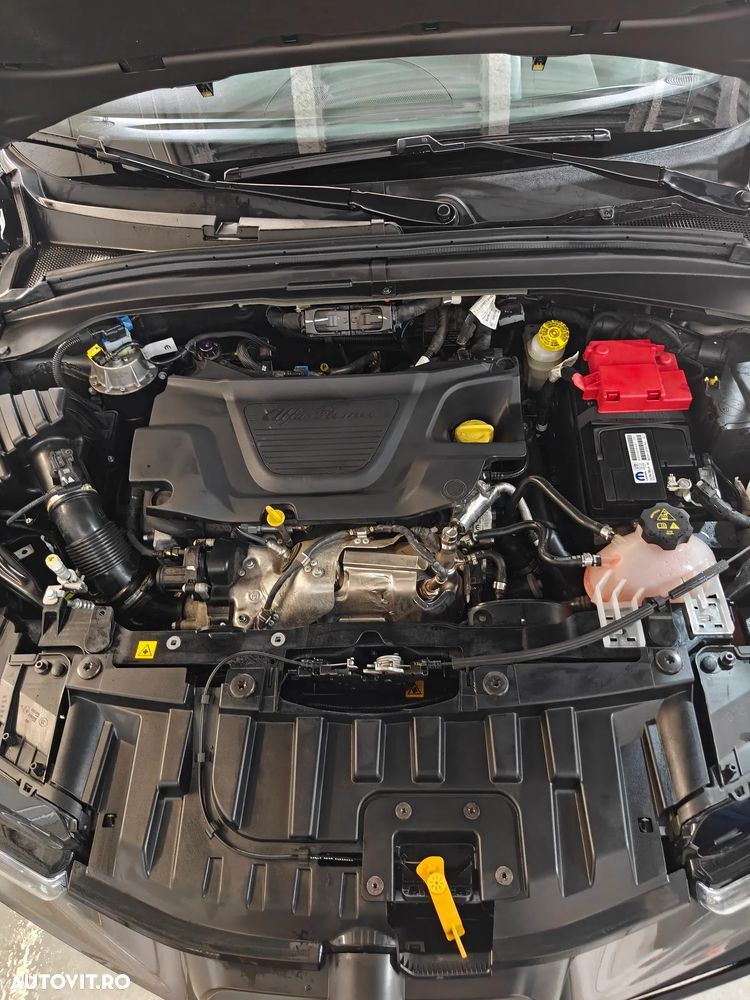 Alfa Romeo Tonale 1.6 FWD AT Veloce - 7