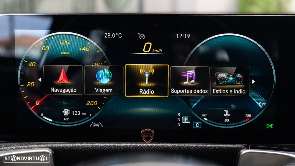 Mercedes-Benz GLB 180 d AMG Line - 29