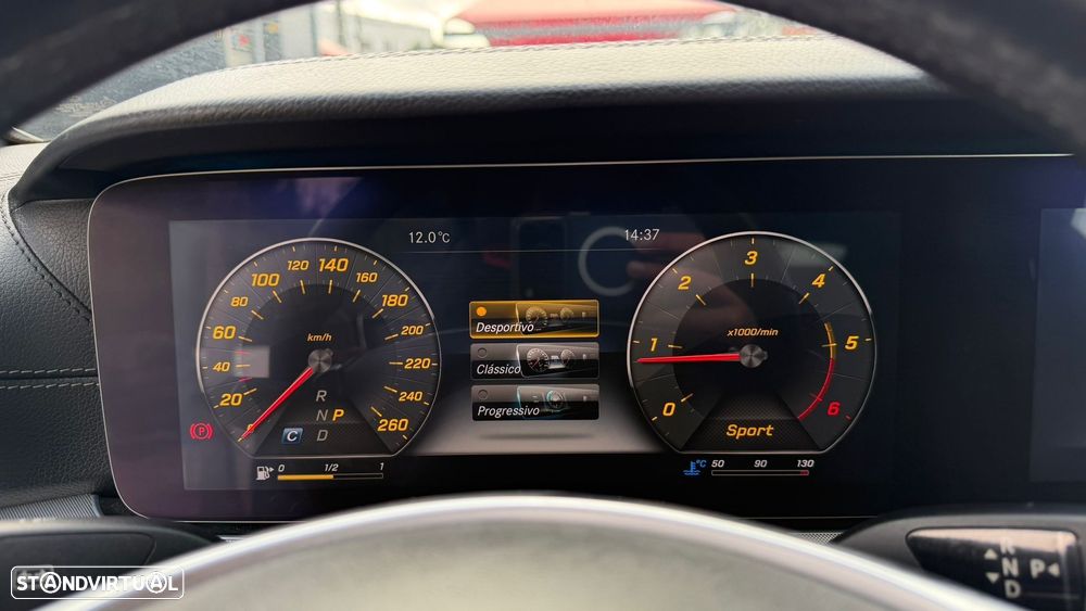 Mercedes-Benz E 220 d AMG Line - 28