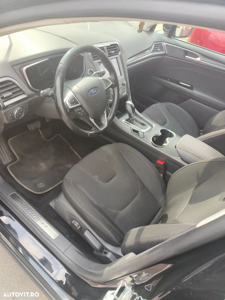 Ford Mondeo - 9