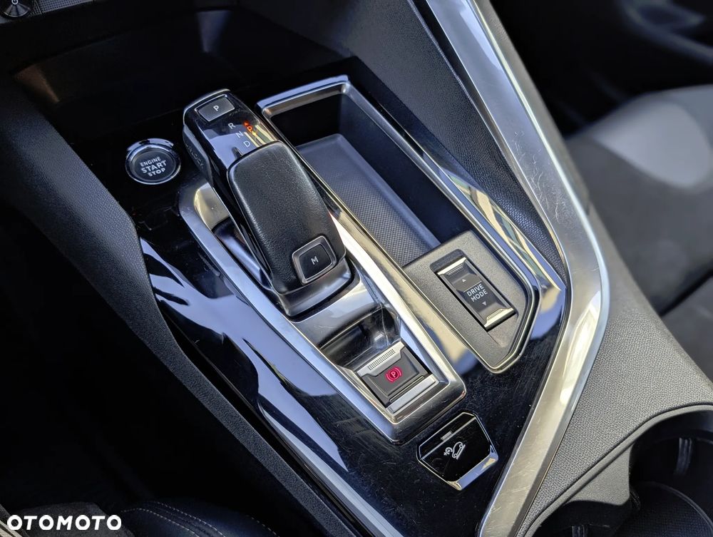 Peugeot 5008 2.0 BlueHDi GT Pack S&S EAT8 - 8