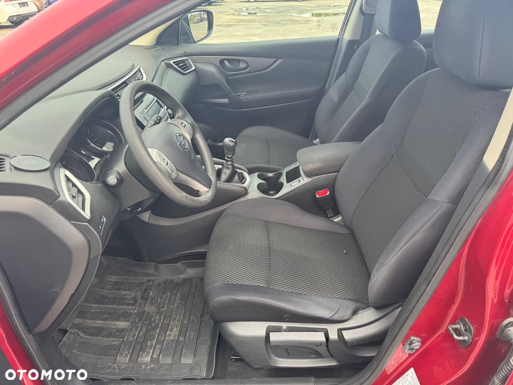 Nissan Qashqai 1.5 dCi TEKNA - 9