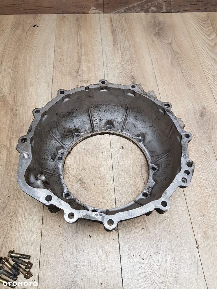 Łącznik silnik skrzynia biegów dzwon Mitsubishi Pajero III 3,2 DID - 7