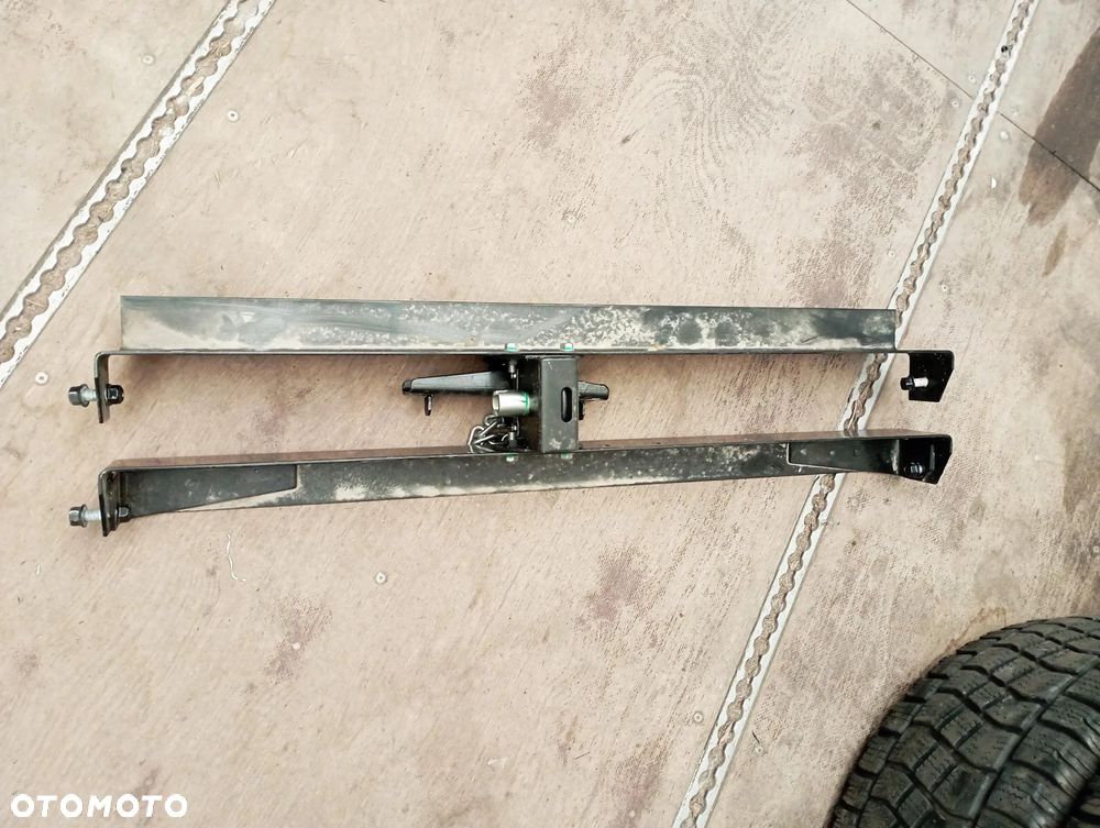 WINDA UCHWYT koła zapasowego NOWY oryginalny ISUZU N35, L35,M21, NPR, P, NNR, NLR - 6