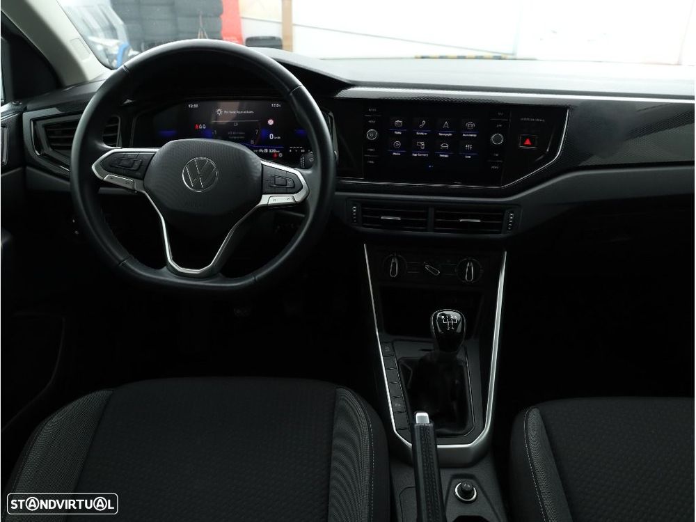 VW Polo 1.0 TSI Urban - 19