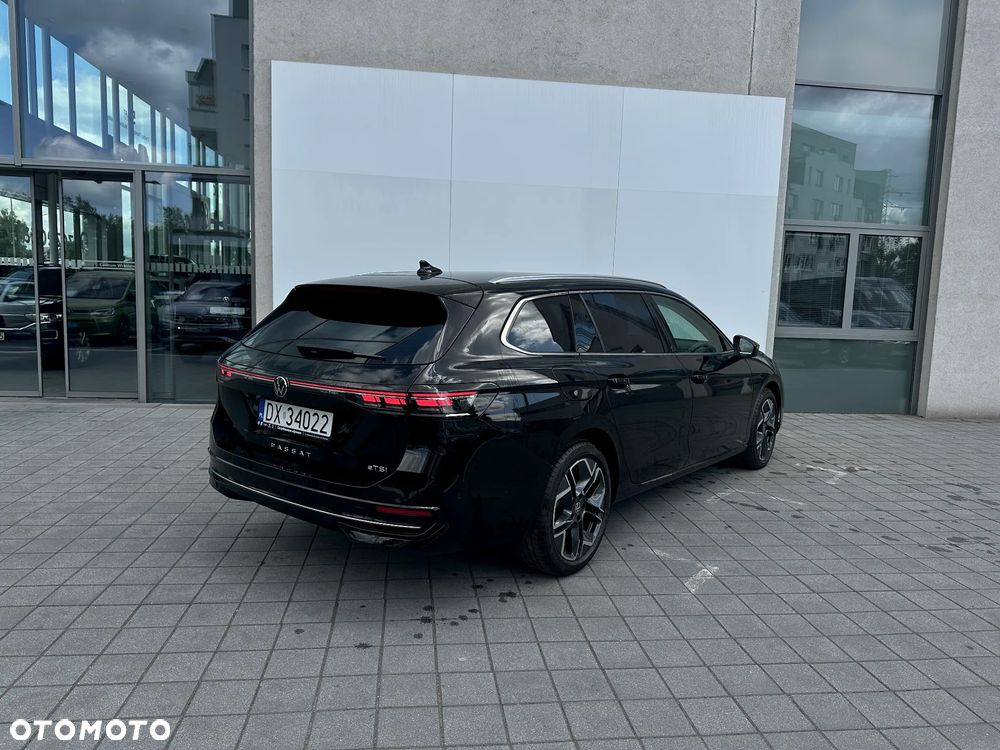 Volkswagen Passat - 6