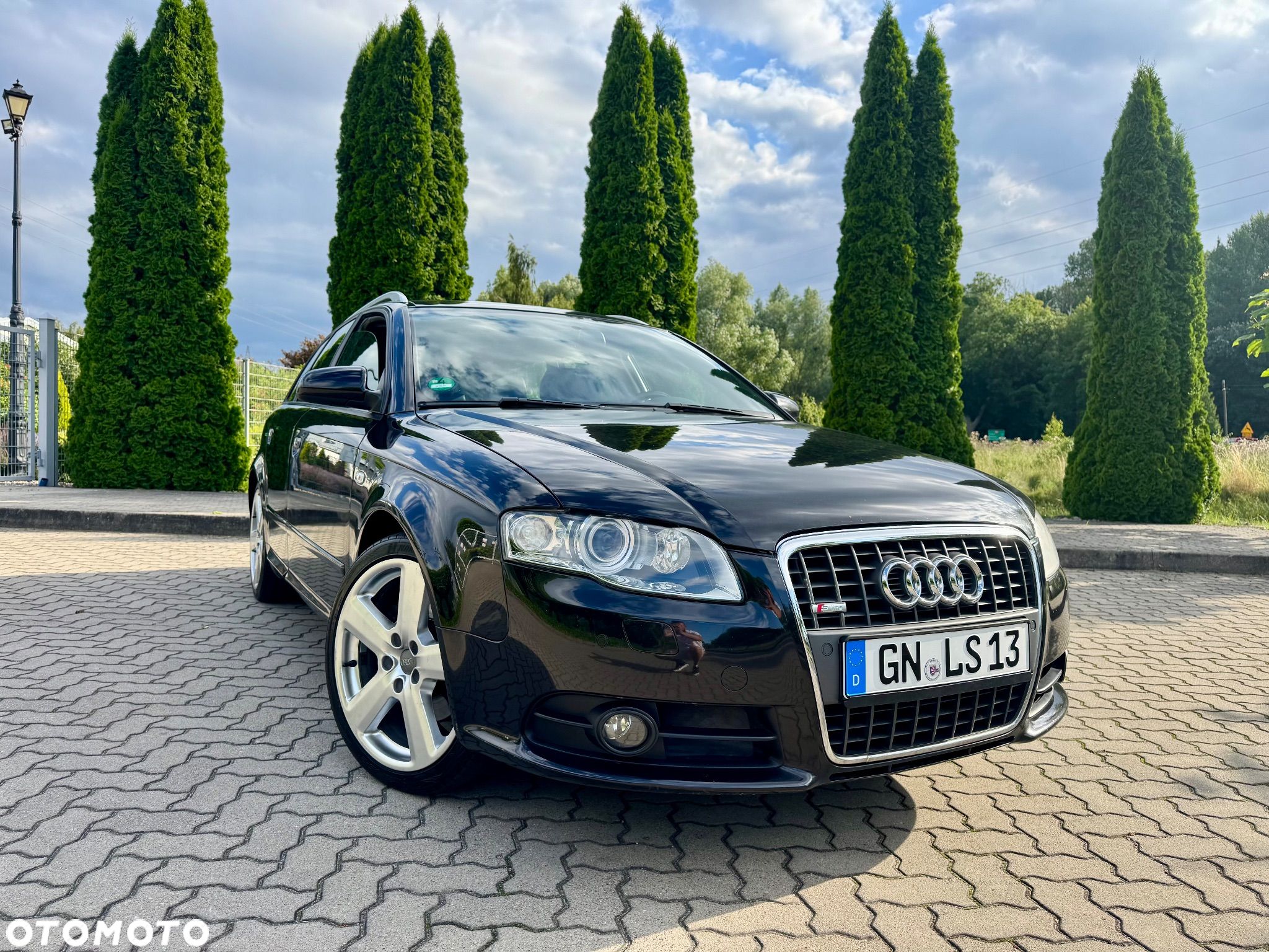 Audi A4 2.0 TDI DPF quattro S line Sportpaket (plus) - 1
