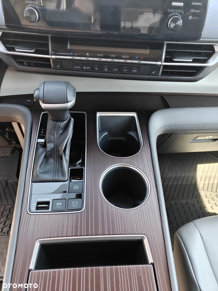 Toyota Sienna - 20